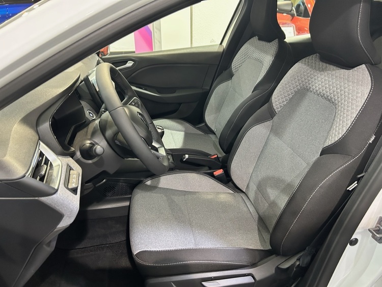 Renault Clio Evolution foto 14