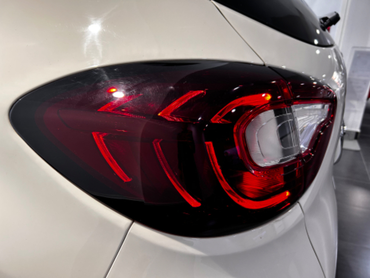 Renault Captur Zen foto 21