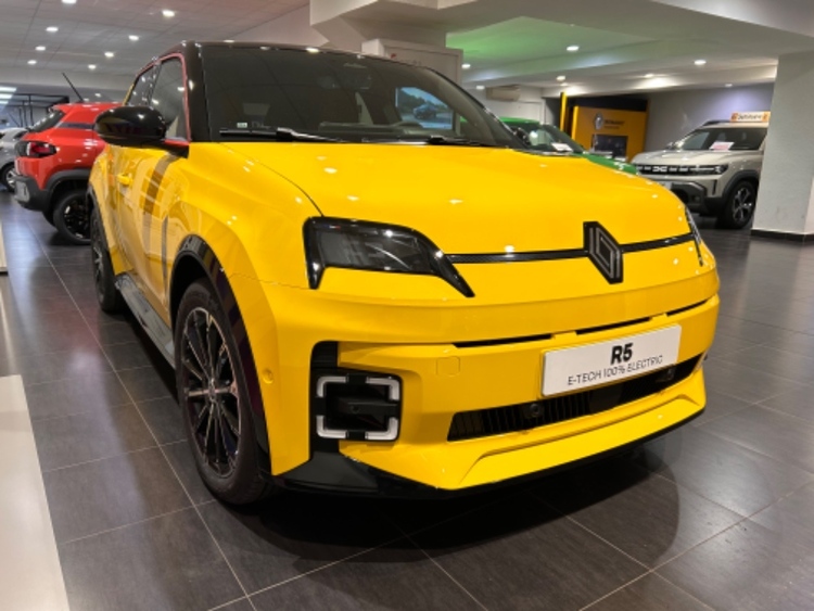 Renault 5 E-Tech 150 Comfort Range Iconic Five foto 3