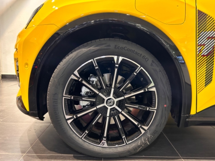 Renault 5 E-Tech 150 Comfort Range Iconic Five foto 6