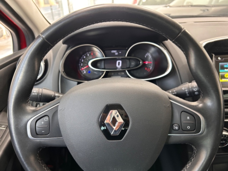 Renault Clio Zen foto 22