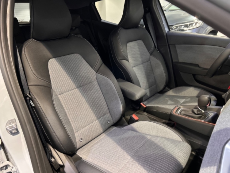 Renault Clio Techno foto 39