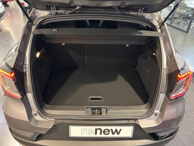 RENAULT CAPTUR techno full hybrid E-Tech 117kW (160CV) foto 17