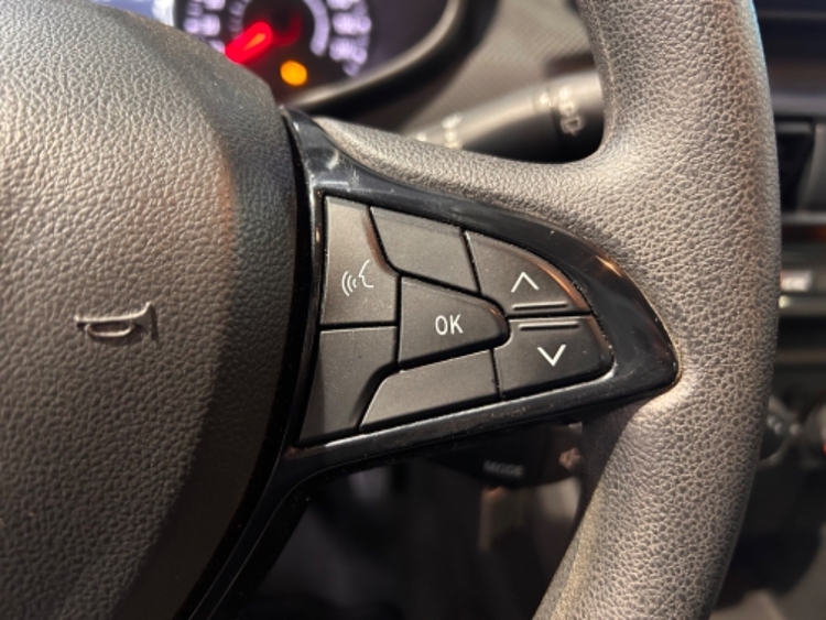 DACIA SANDERO ESSENTIAL 1.0 67CV foto 10