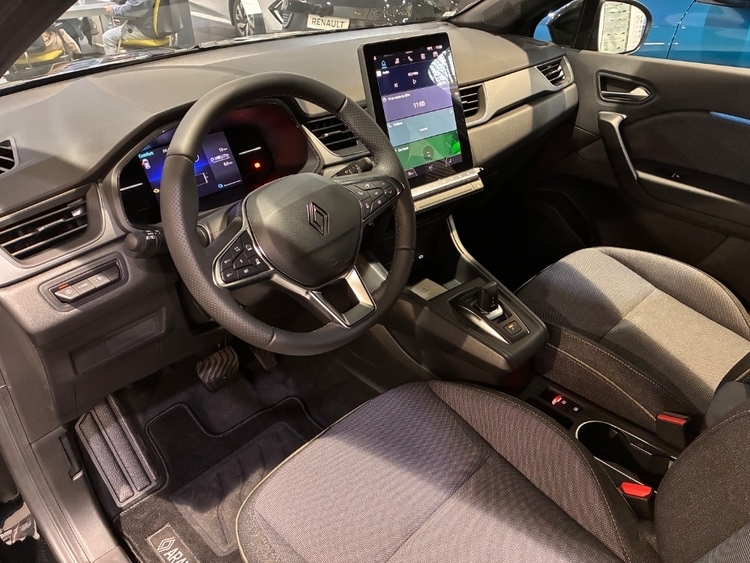 Renault Captur II Techno foto 11