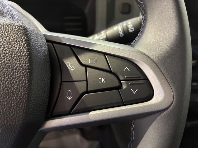 DACIA DUSTER EXTREME HYBRID-G 150 4x4 foto 16