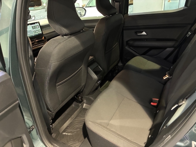 DACIA DUSTER EXTREME HYBRID-G 150 4x4 foto 30