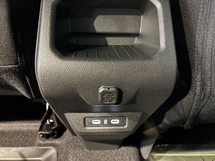 DACIA DUSTER EXTREME HYBRID-G 150 4x4 foto 33