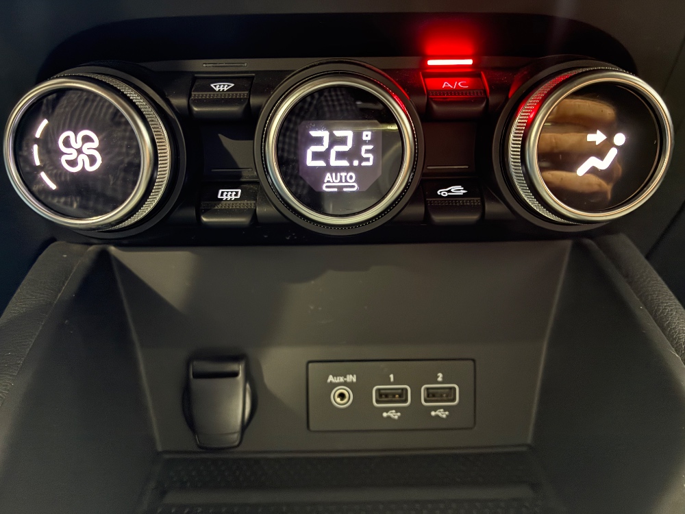 Renault Captur II Zen + miniatura 21