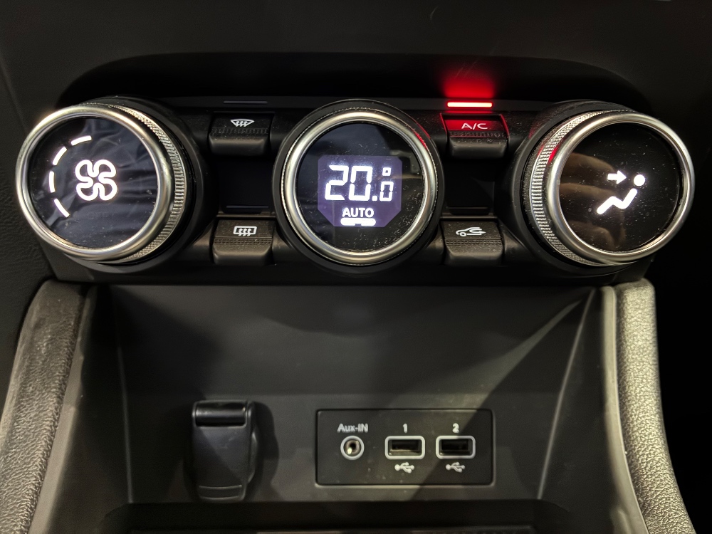 Renault Captur II Techno Fast Track foto 15